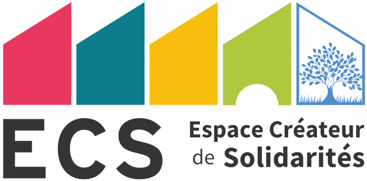 Logo de l'association : 5 petites maisons colorées, la dernière avec un arbre 